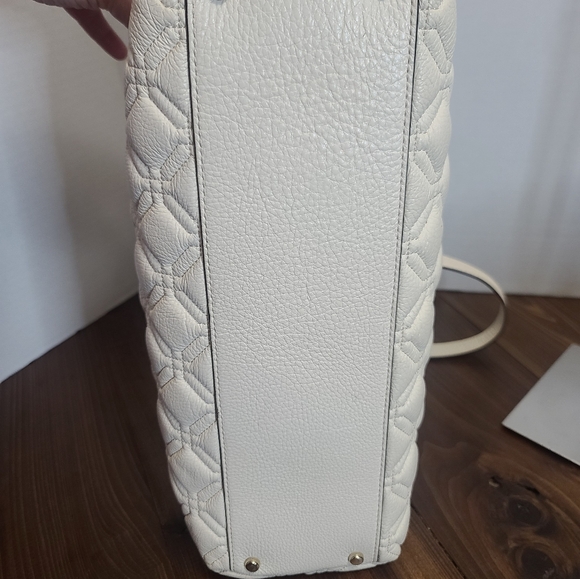 💥FLASH SALE!Kate Spade New York Cream Quilted Handbag EXCELLENT COND - Picture 6 of 12